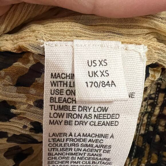 Free People Women’s Leopard Print Blouse size XS - Picture 8 of 12